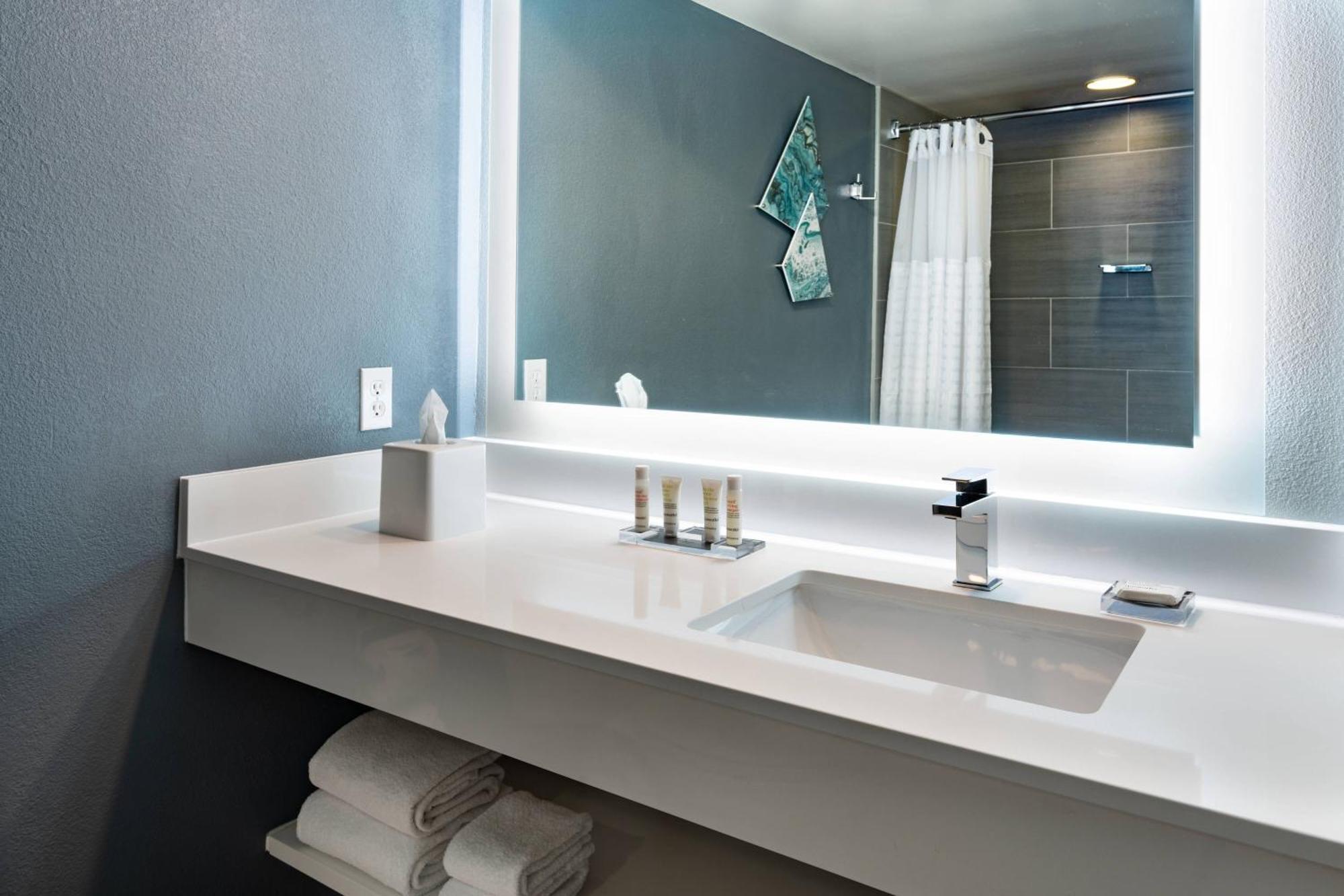 Marriott Anchorage Downtown Hotel Ngoại thất bức ảnh